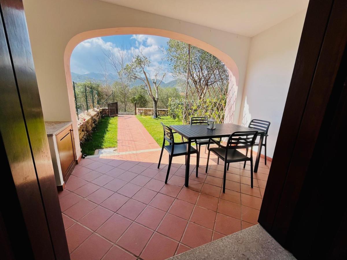 The Villa - San Teodoro Сан-Теодоро Экстерьер фото